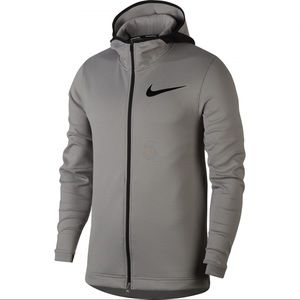 Nike basketball therma hoodie